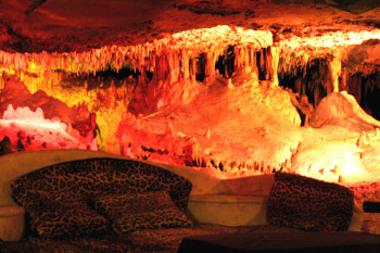 brewood_cave