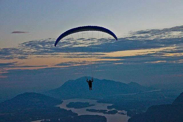 Paragliding Mountain Flight @ Mt. Woodside