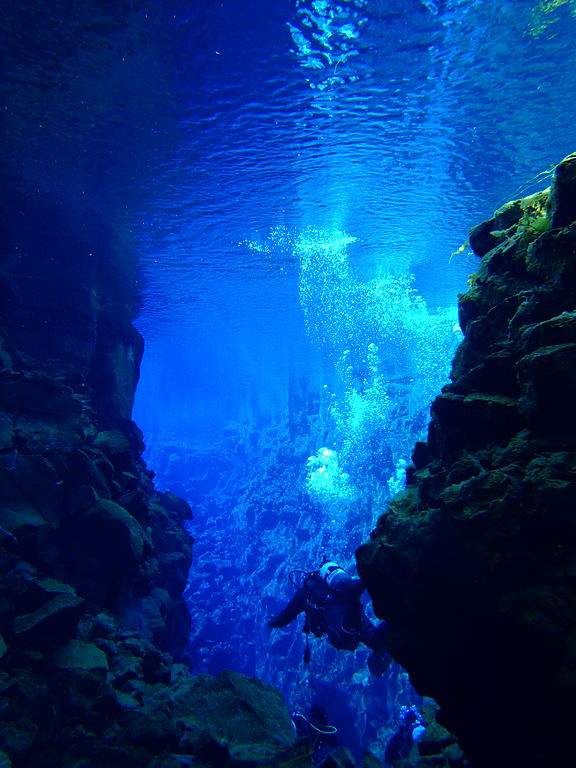Dive Iceland