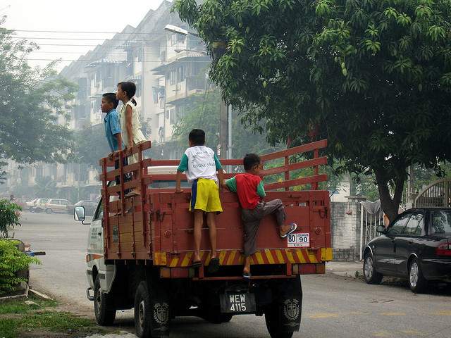 Kids on lorry